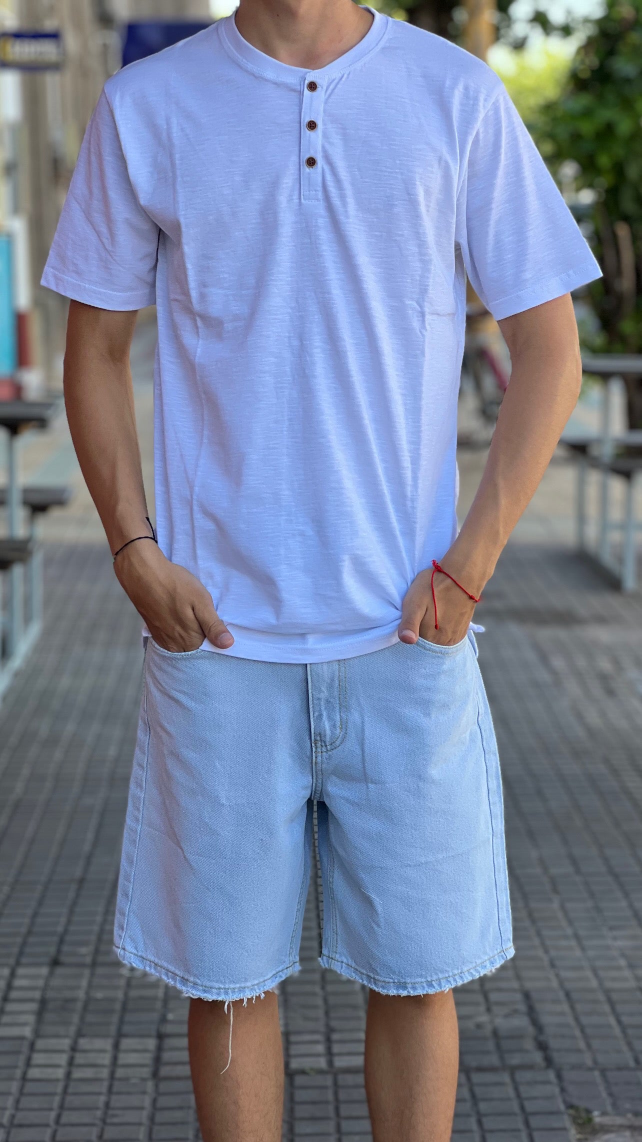 Remera botones