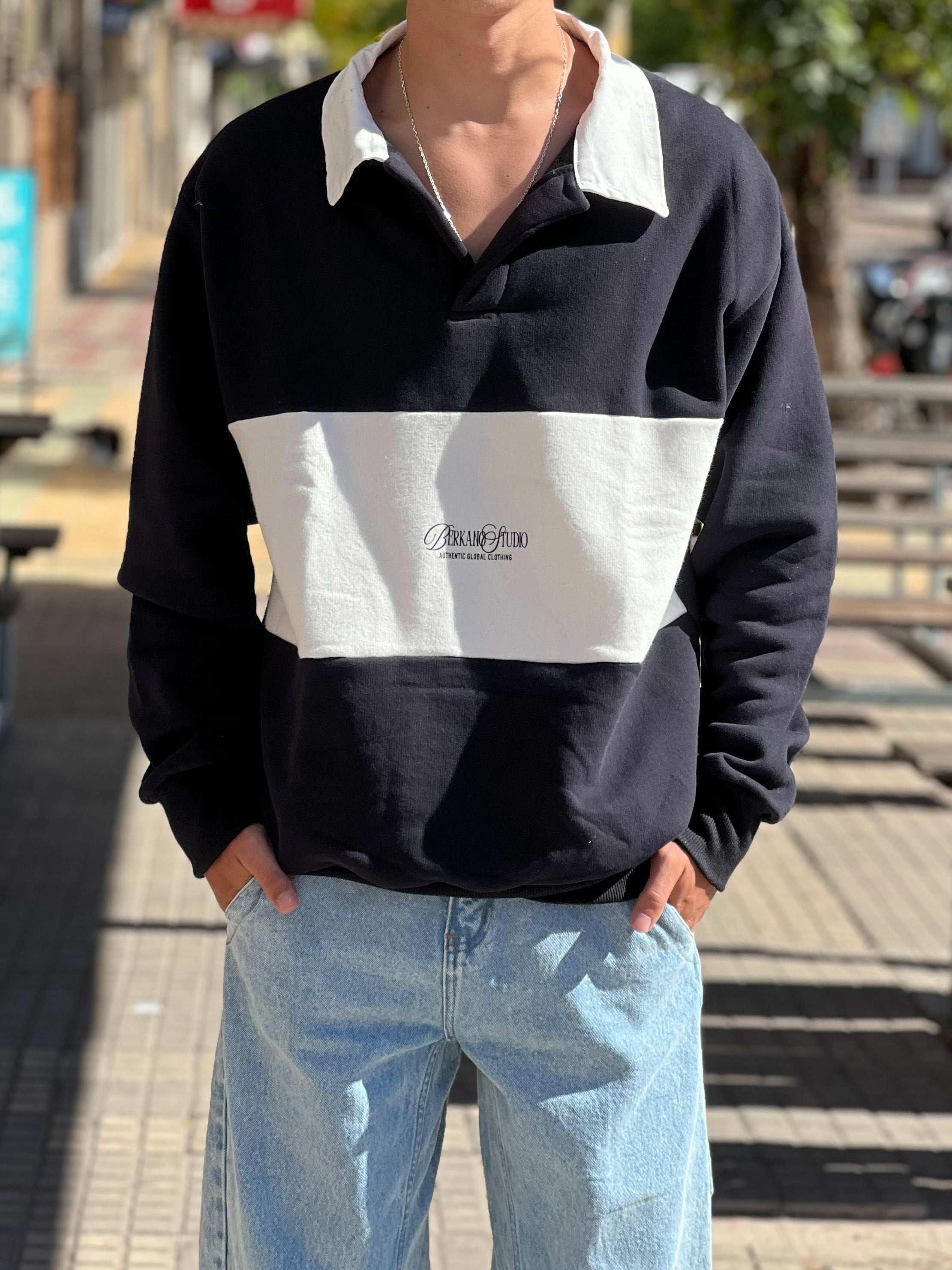 Buzo Authentic