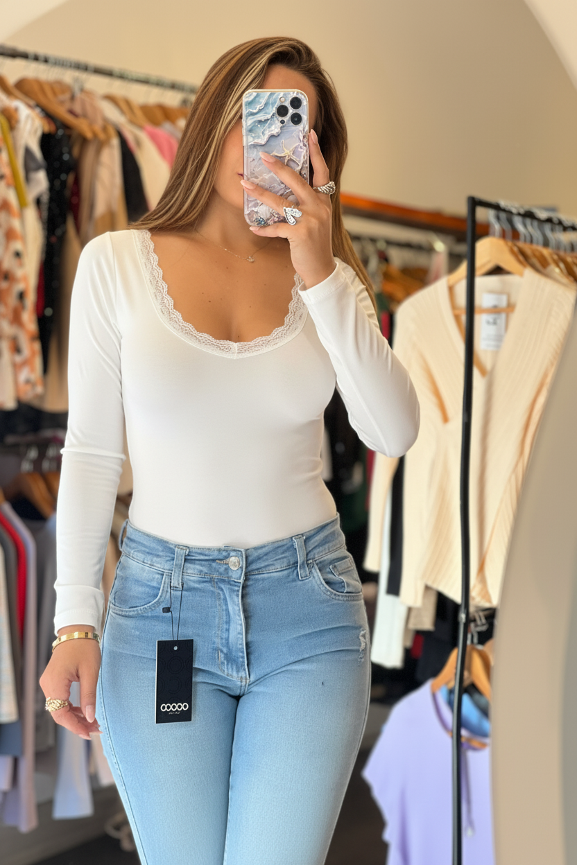 Body blanco con encaje